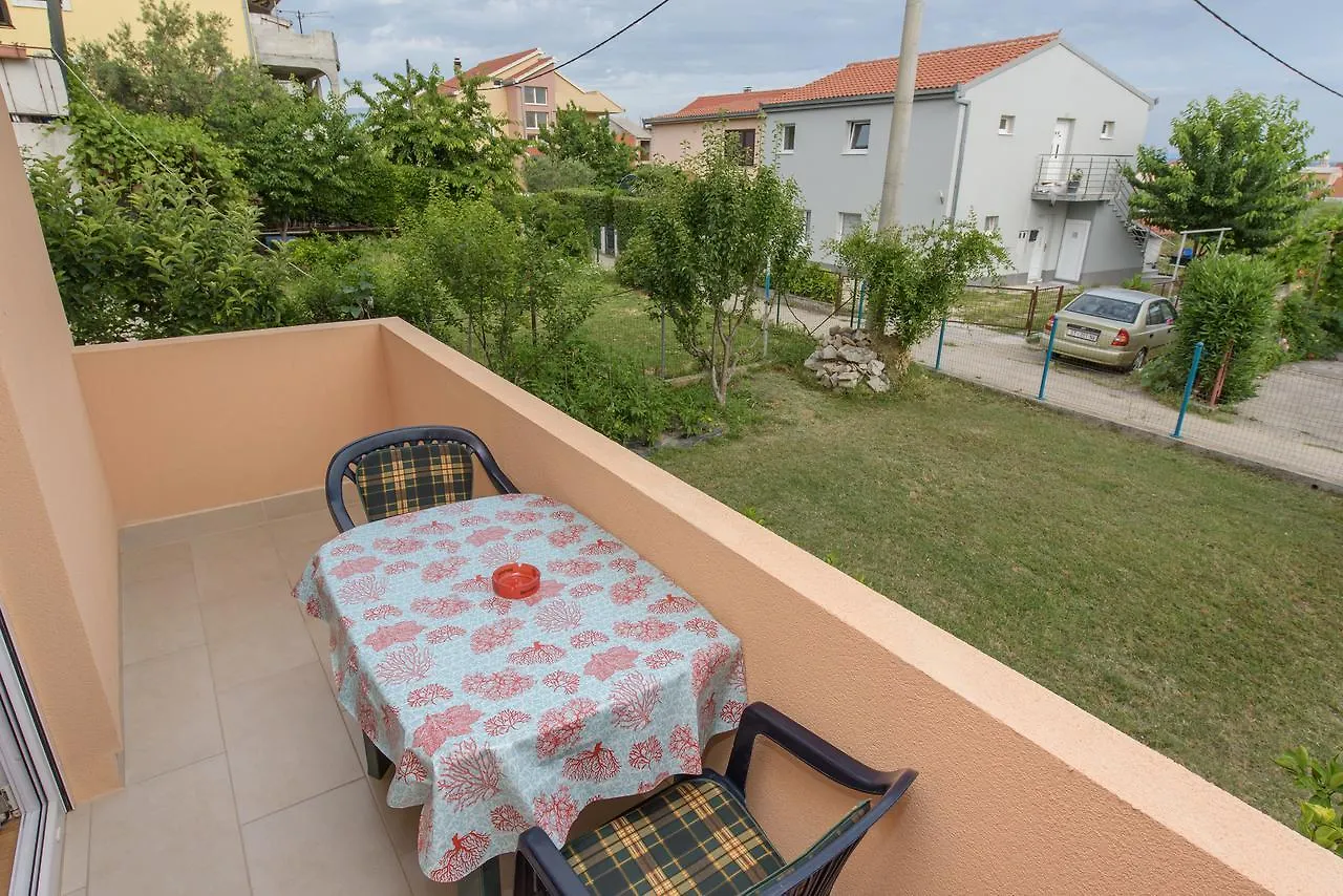 Apartment Drmic Kastela 0*,  Croatia