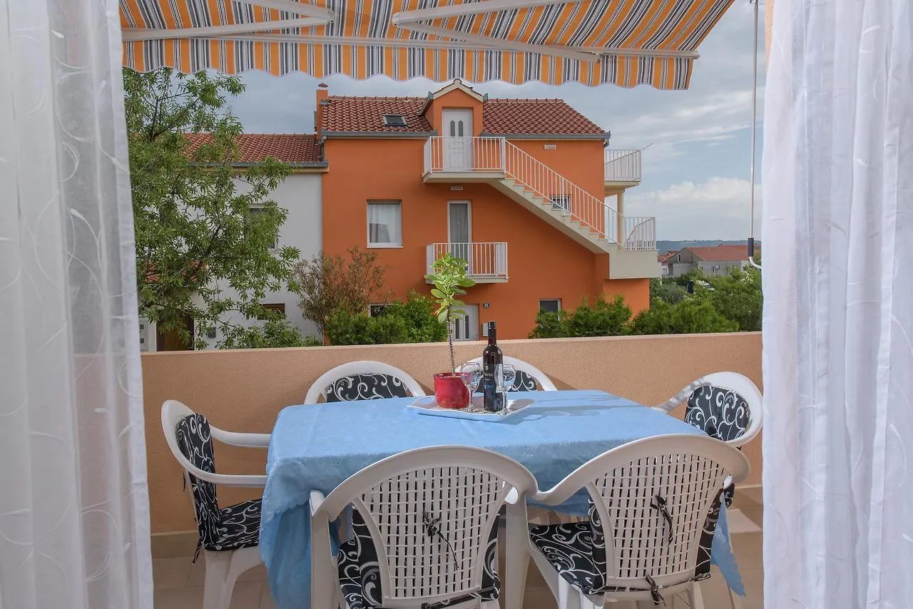 Apartment Drmic Kastela